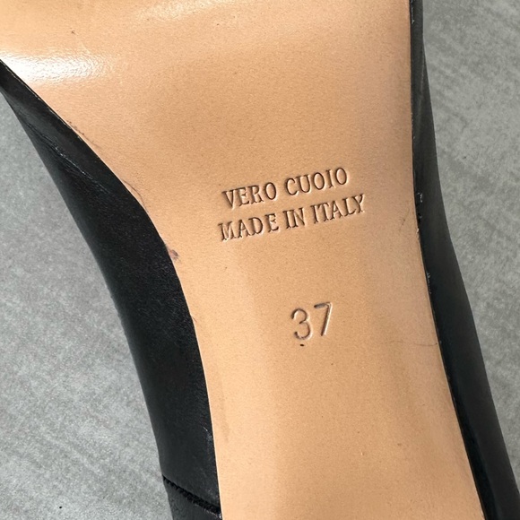 Italian black leather pumps - Picture 5 of 7